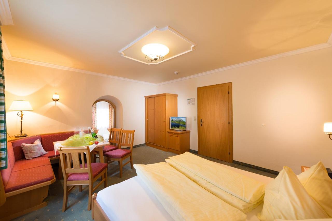 Natur-&Auszeithotel Hüttenwirt Hüttschlag Exterior foto