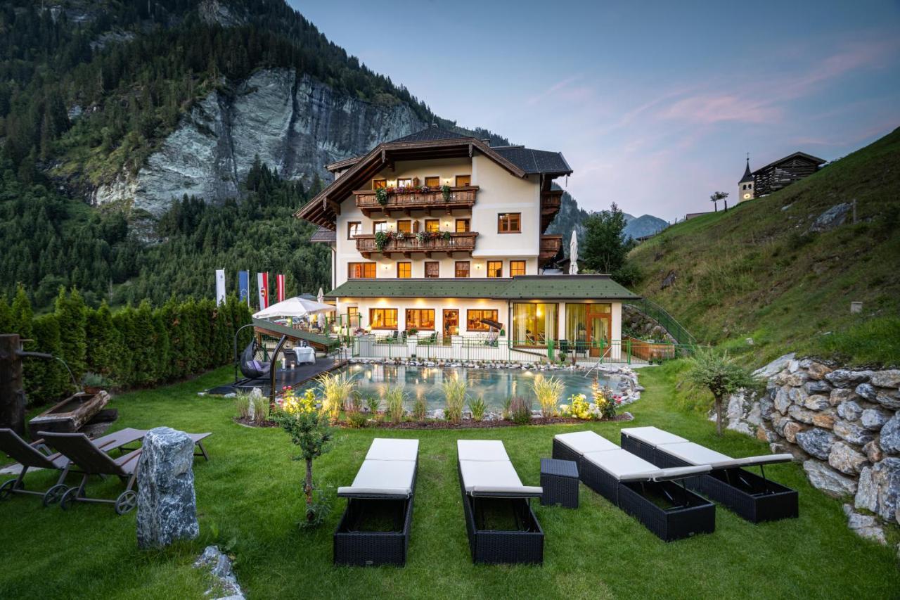 Natur-&Auszeithotel Hüttenwirt Hüttschlag Exterior foto