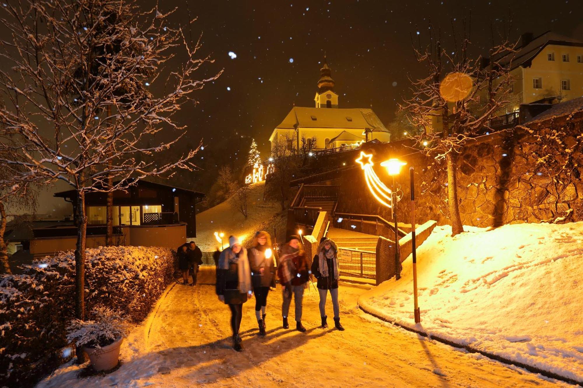 Natur-&Auszeithotel Hüttenwirt Hüttschlag Exterior foto