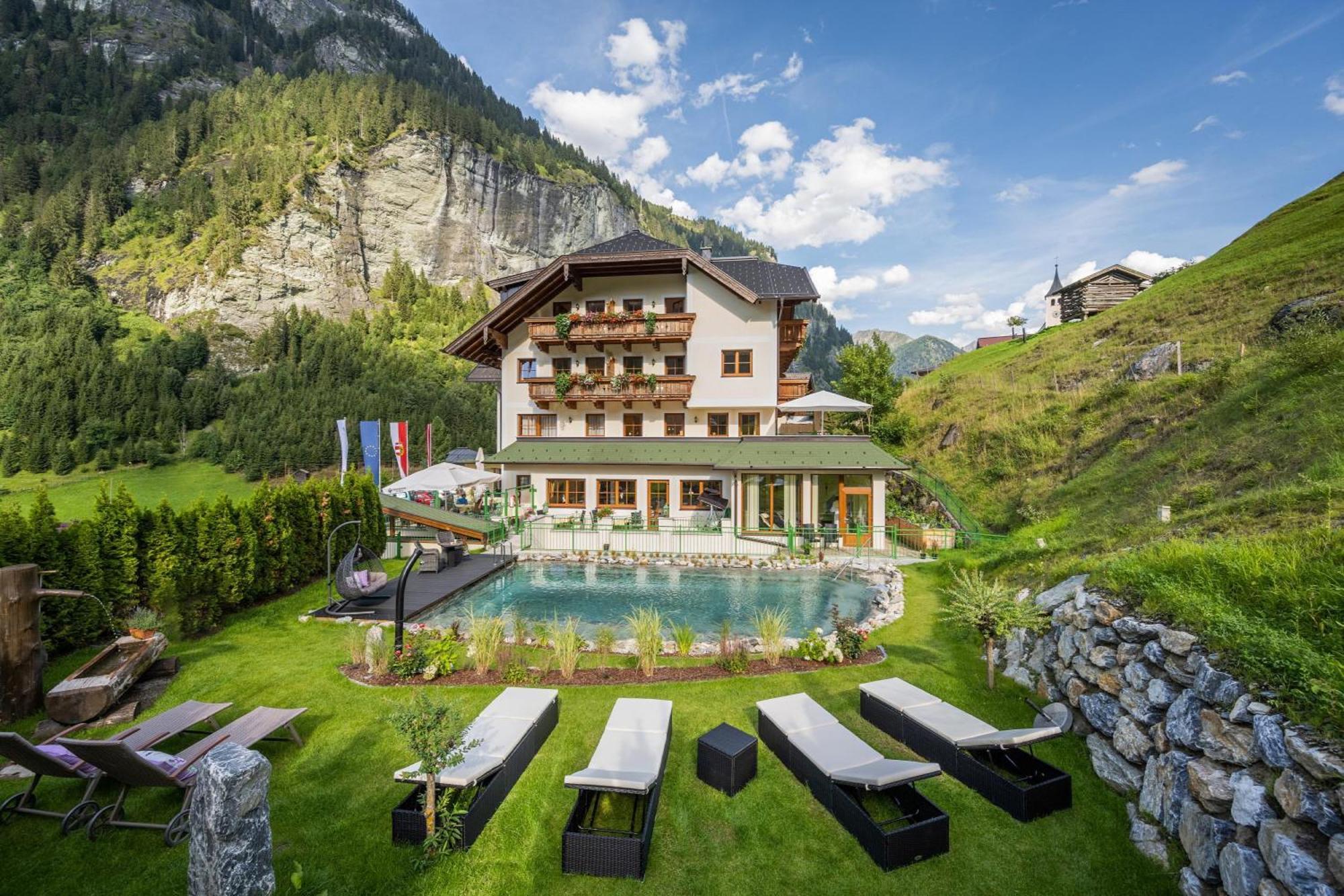 Natur-&Auszeithotel Hüttenwirt Hüttschlag Exterior foto